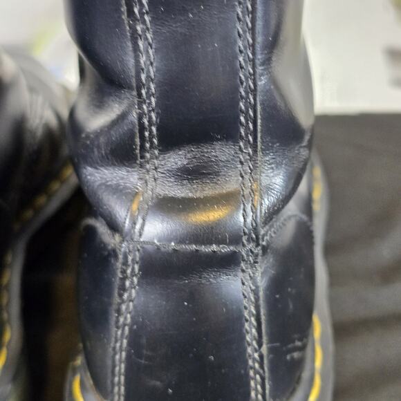 Dr. Martens 1460 Women's Original Smooth Leather Lace Up Boots - Black, Size 6 - Picture 8 of 11